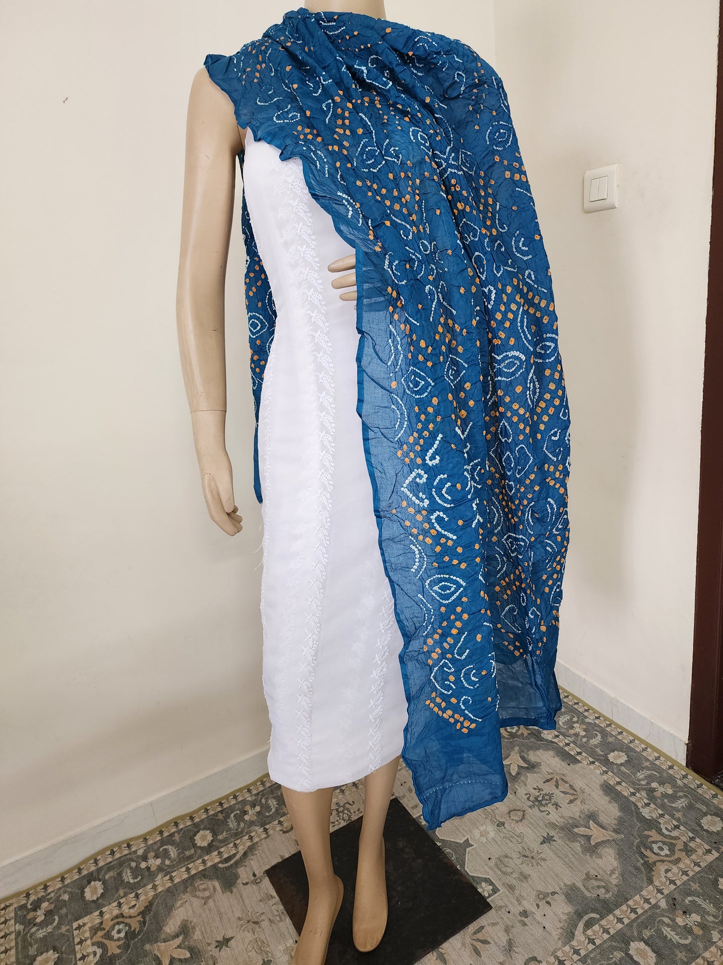 Bandhani dupatta (Blue)