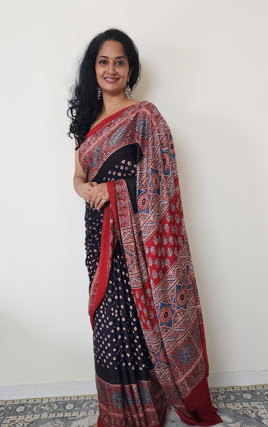 Bandhani Ajrakh saree (Black and red)